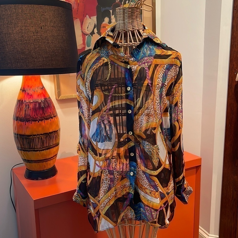 Vipavadee shirt. 🔥final Sale🔥⭐️Multicolored
